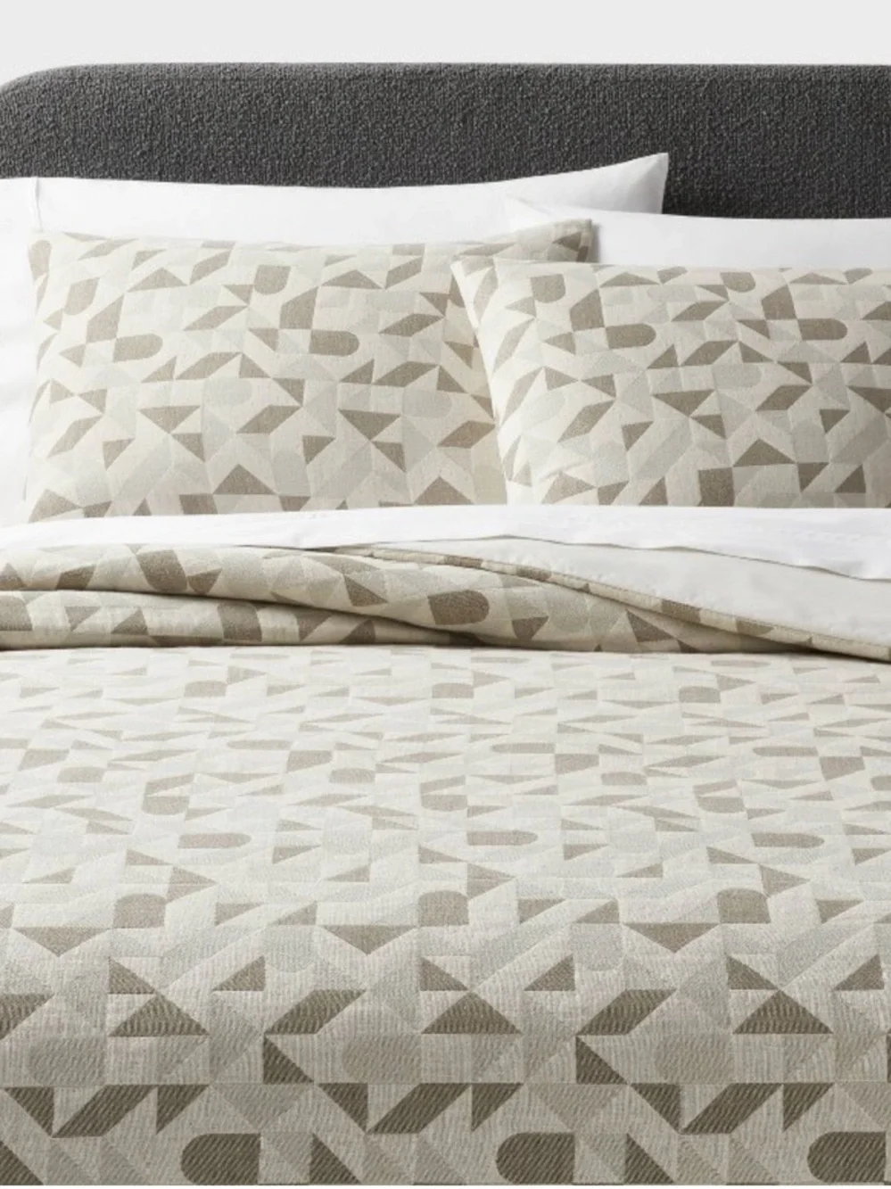 THRESHOLD NWT Full/Queen Geo Matelasse Duvet Cover and Sham Set Dark Olive Green